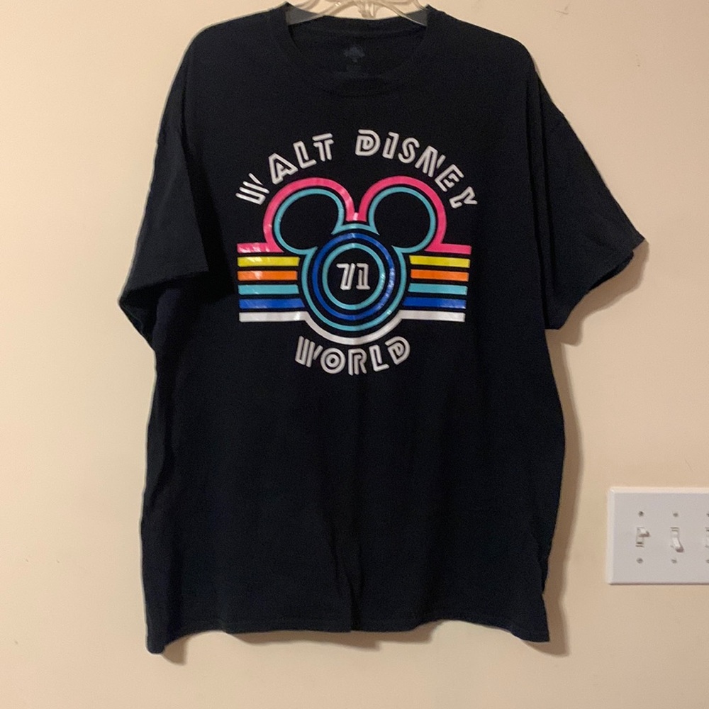 Disney Parks "Walt Disney World 71" Rainbow T-shirt XL